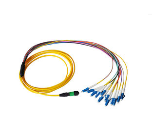 ενιαίο σκοινί μπαλωμάτων οπτικής ίνας ανεμιστήρων PVC τρόπου καλωδίων ινών 8 πυρήνων MPO/LSZH MPO- LC έξω