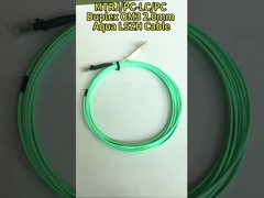 SC - SC πολλαπλής λειτουργίας οπτικό ινώδες καλώδιο διπλής κόκκινη / μαύρη μπότα OM4 50/125