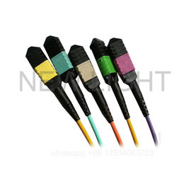 Χαμηλή απώλεια 0,35dB Τυπική απώλεια 0,60dB MPO MTP καλώδιο για υποδομή κέντρου δεδομένων 40Gbps